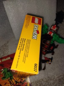 LEGO Castle: Witch's Windship (6037) Complete, With Box And Instructions.