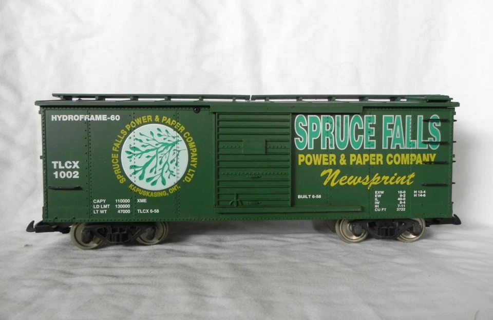 USA Trains SPRUCE FALLS POWER & PAPER COMPANY Newsprint Box Car (G Scale) - Image 4 of 4