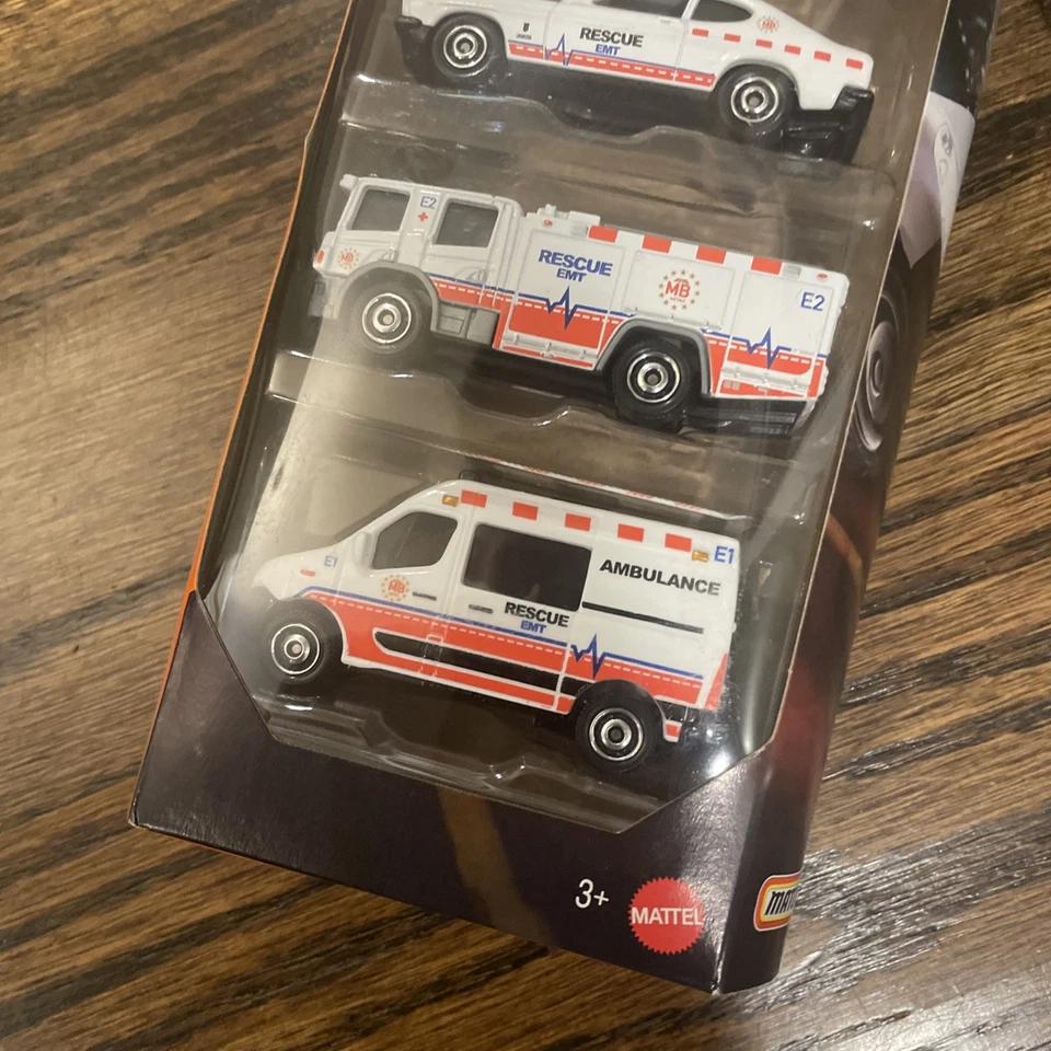 Matchbox 2025 MBX Rescue V 5-Pack-Variation #1 - Image 2 of 4