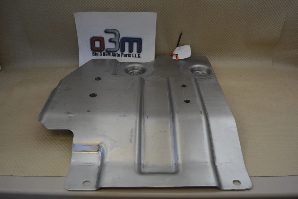 Chevrolet Silverado GMC Sierra Cadillac Oil Pan Skid Plate new OEM 10365308 - Image 2 of 3