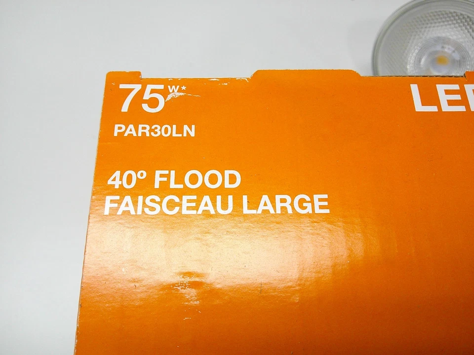 NEW SYLVANIA PAR30LN 75W LED Light Bulb 40 ° FLOOD DIMMABLE 825 LMNS - Image 2 of 2