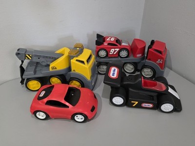 リトルタイクスRUGGED RIGGZ レースカー運搬車&ミニカーセット リトルタイクスRUGGED RIGGZ レースカー運搬車&ミニカーセット 【公式