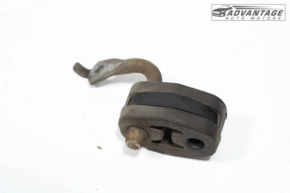 2015-20 DODGE CHARGER REAR LOWER EXHAUST INSULATOR PIPE SUPPORT 68242144AB OEM - Image 3 of 4