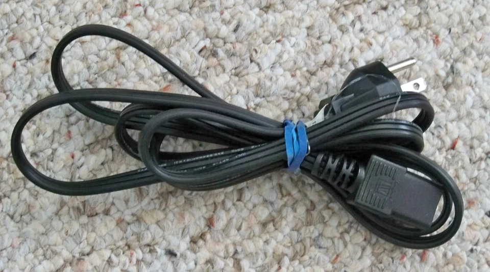 18.5" Compaq LCD Color Monitor HP Model Q1859 + Power Cable WORKING - Image 4 of 4