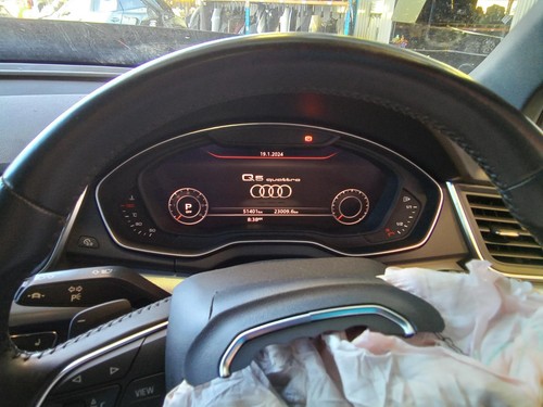 AUDI Q5 02/17-ON LEFT FRONT CALIPER STANDARD TYPE 338MM ROTOR FY - Picture 3 of 8