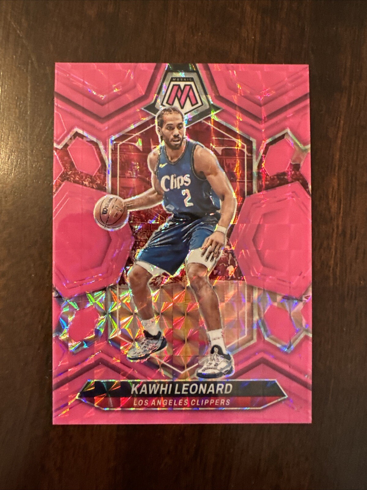 2023-24 Mosaic #149 Kawhi Leonard Pink Fluorescent Mosaic #6/10!