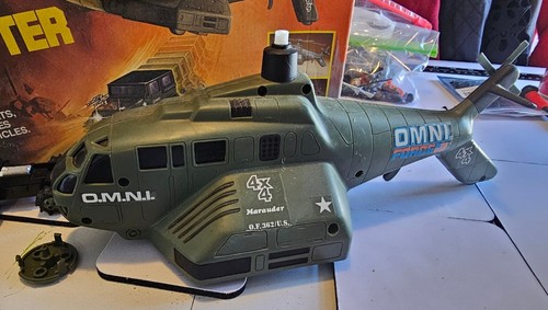 Helicóptero de ataque LJN Rough Riders 1983 Omni Force incompleto con caja funcionando leer - Imagen 2 de 15