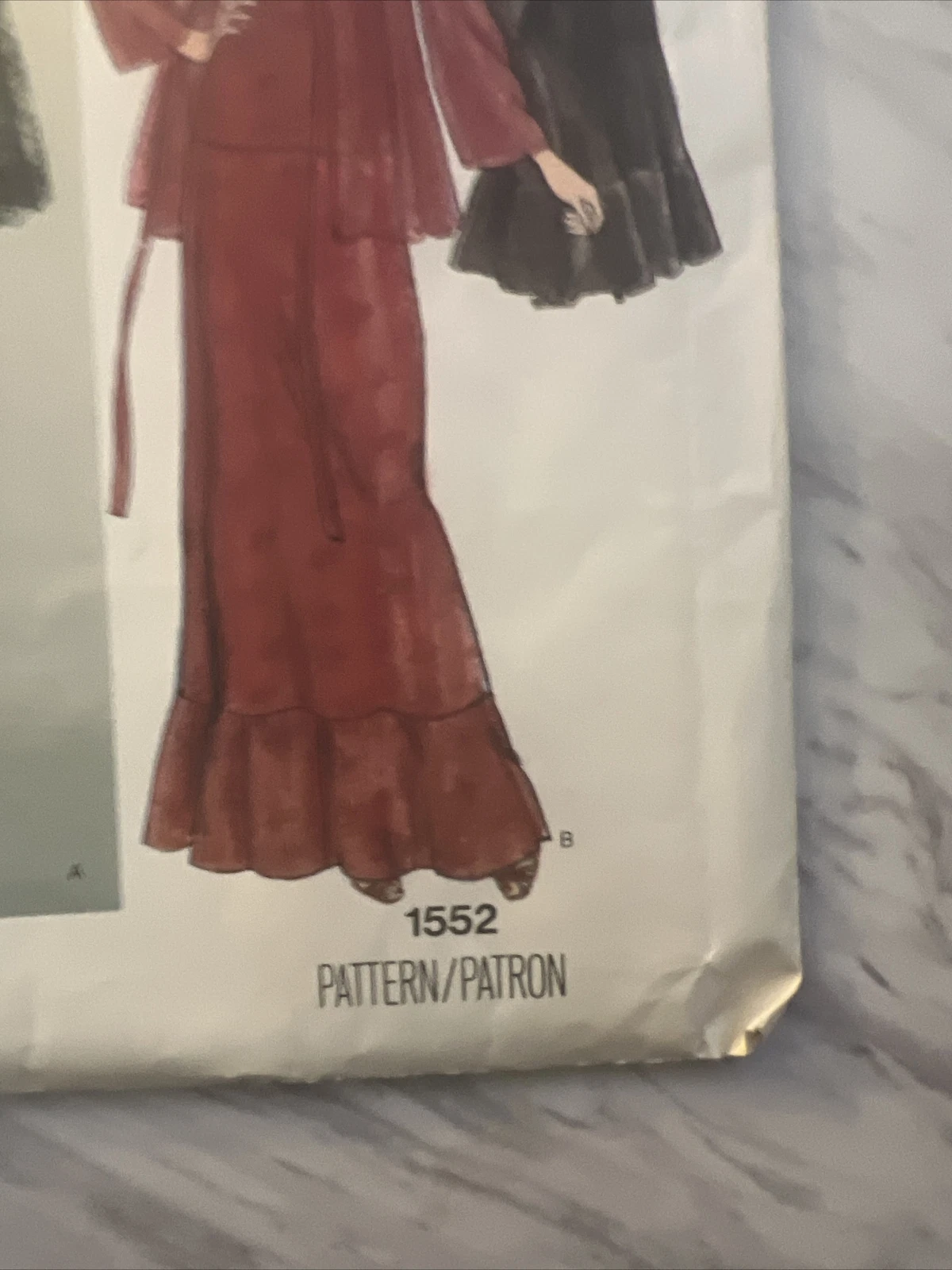 SAINT LAURENT (YSL) Abito e giacca Vogue Paris originale Yves Saint Laurent 1552 modello taglia 10