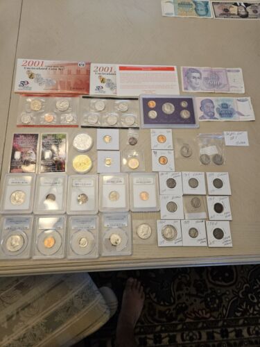 36 PCGS slabbed coin lot unc, Gold ,Silver Half , Ike,SILVER BARS, proof set - Imagen 1 de 11