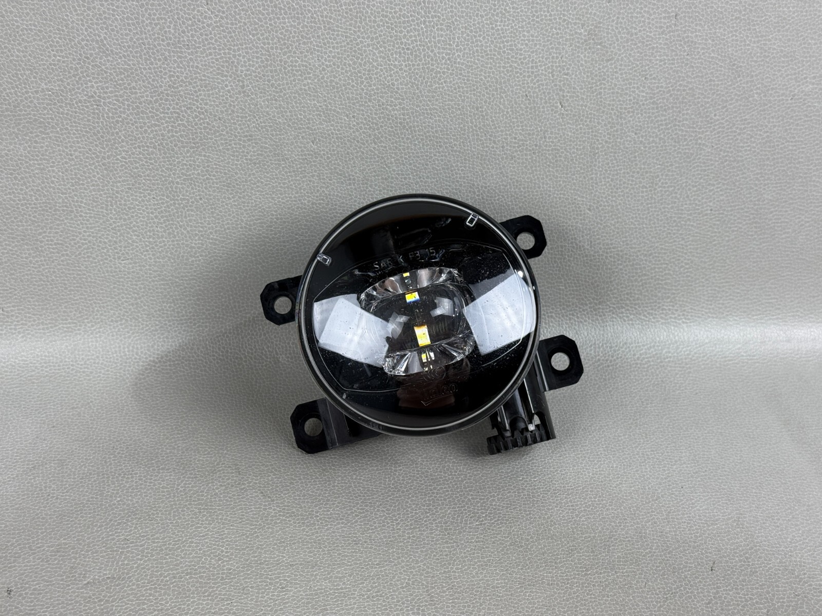 2016-2020 MASERATI LEVANTE RIGHT/LEFT SIDE LED FOG LIGHT OEM 17-20 #90092347