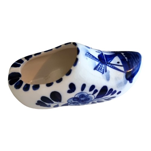 Vintage Elesva Delft Blue Clog Ashtray Hand Painted Holland Windmill x2 - Picture 3 of 9