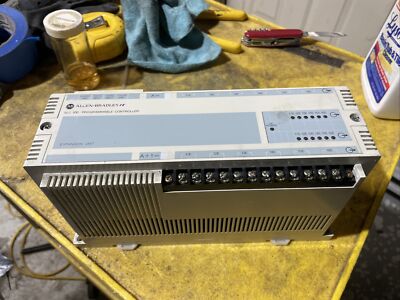 Allen Bradley 1745-LP105 Ser B SLC 100 Processor Unit Expansion unit