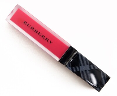 Burberry Liquid Lip Velvet Lipstick in 33 Magenta 6ml Full Size
