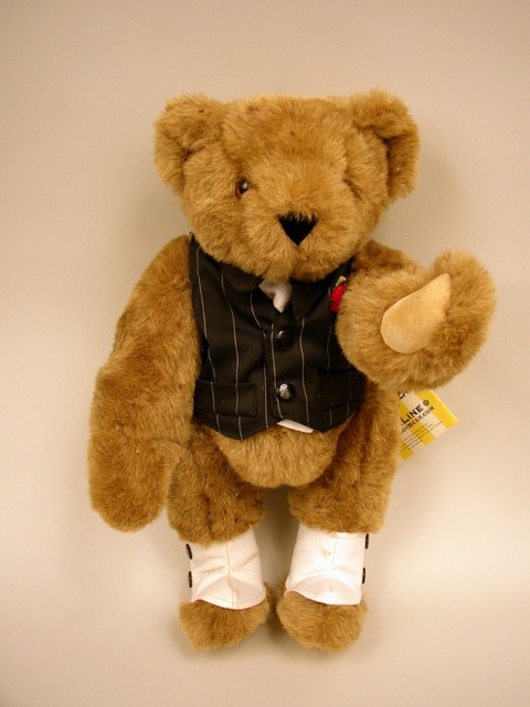 Vermont Teddy Bear 15