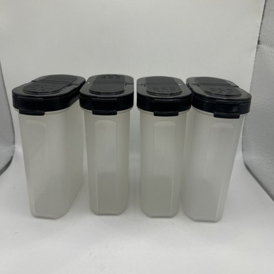 Tupperware Large Spice Shakers Salt Pepper Lot of 4 Dry Rub Black 1 Cup each