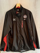 Slazenger Barnsley LFC Juniors Windbreaker Jacket  Size 3XL  DC Embroidered