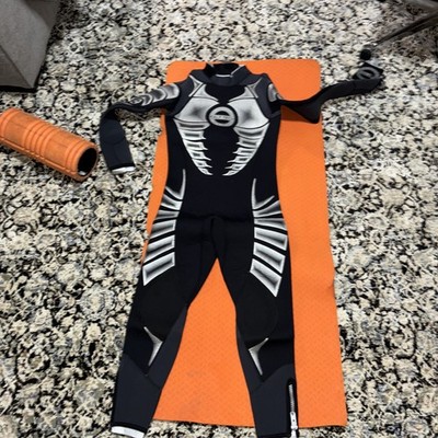 NWT Pro Diving Wetsuit Ralf Tech 7mm Black Grey Skeletal Mens Small