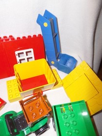 Large Lot Lego DUPLO Farm Parts & Pieces 4665 Big Farm 5645 Bike Conveyor Belt!