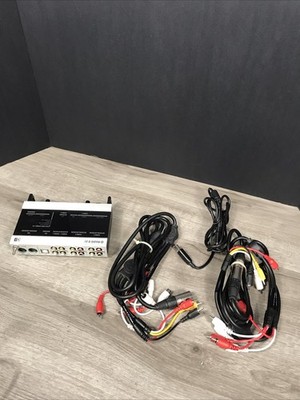 Native Instruments Audio 8 DJ Interface USB Audio Interface W/ Cords
