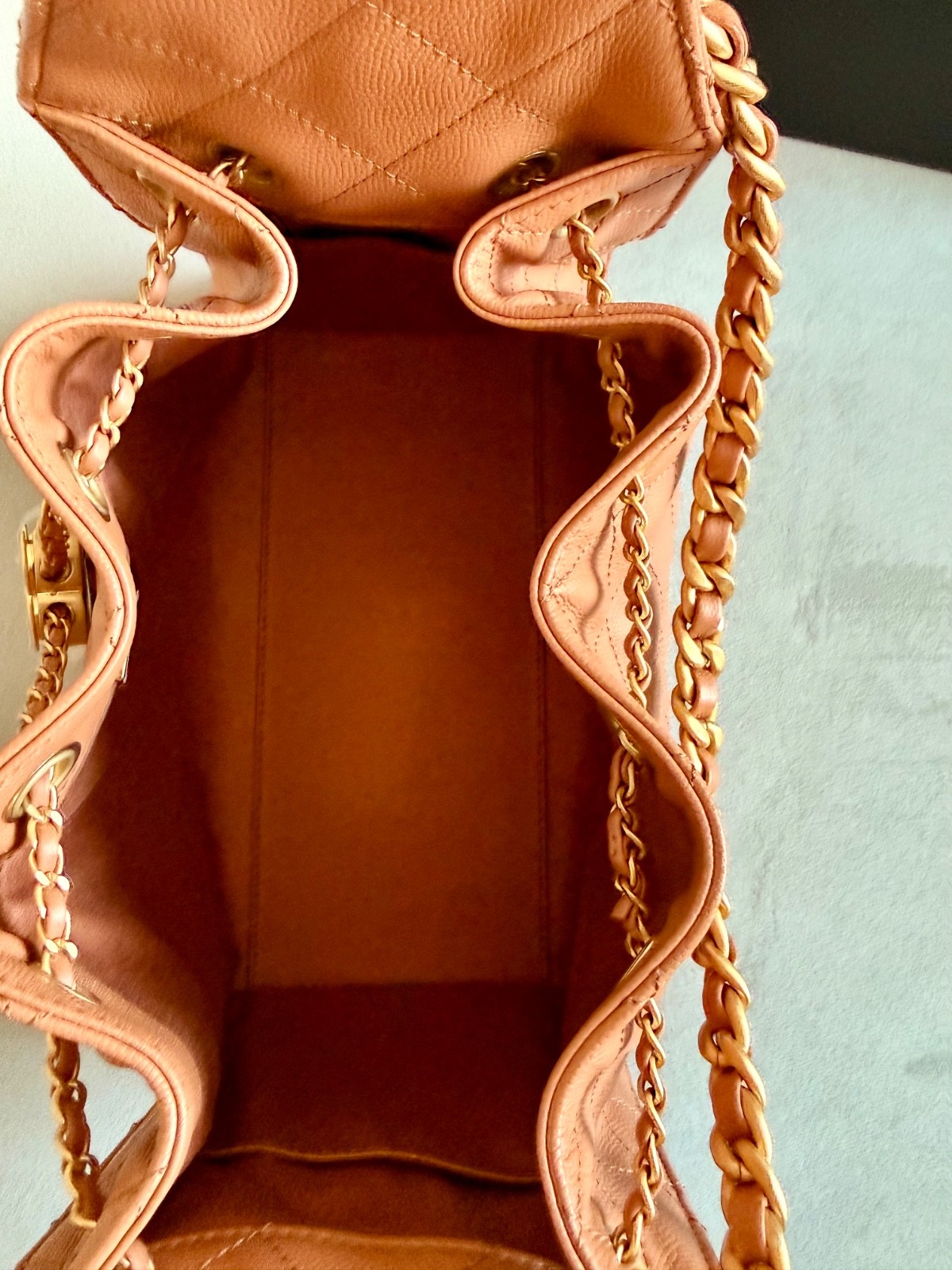 AUTH CHANEL 25 Hobo Bag Small Caramel BNIB thumbnail 3