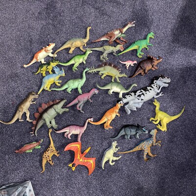 Large Lot of 26 Assorted Sizes Rubber Plastic Dinosaur Toy