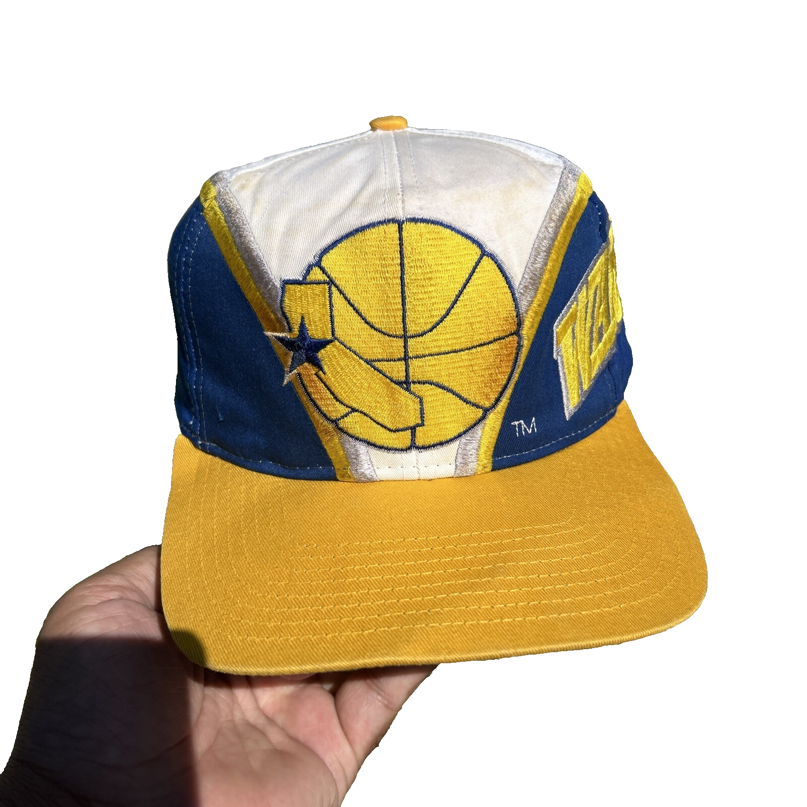 Picture 1 of 18