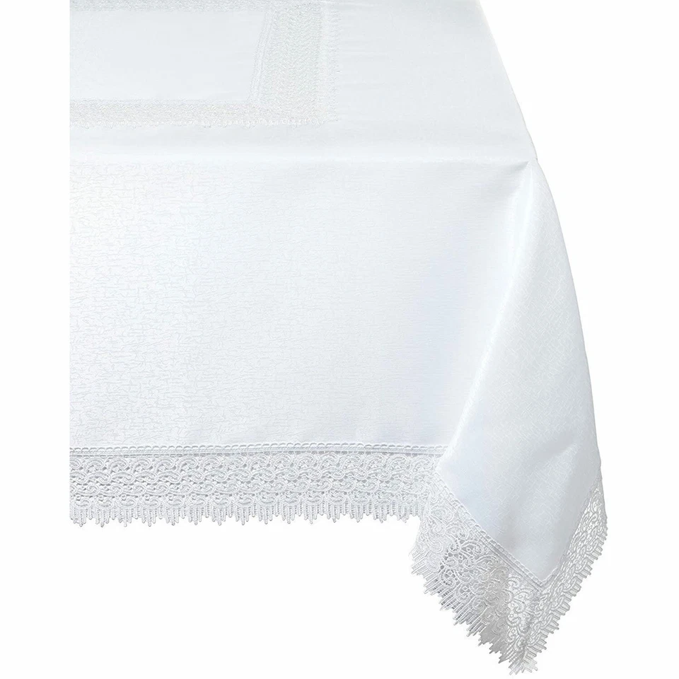 Treasure Macrame Lace Border Tablecloth - Image 4 of 4