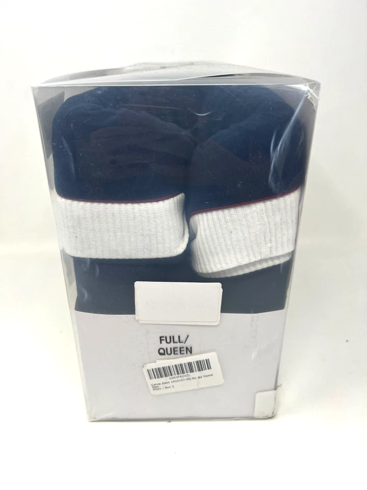 Funda nórdica moderna de algodón Ryan de Calvin Klein azul marino completa/algodón reina/modal Foto 2 de 3