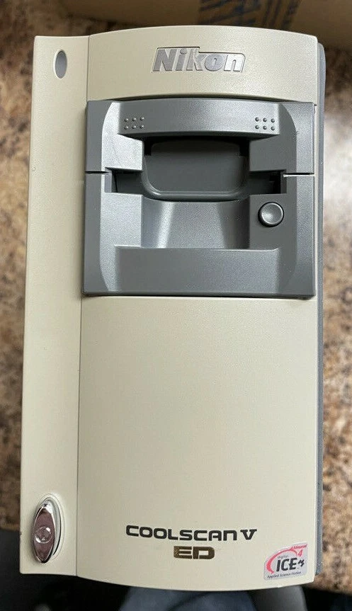 Nikon LS-50 ED Coolscan V 35MM FILM Scanner, , W/ MA-21 SLIDE ADAPTER 011923R