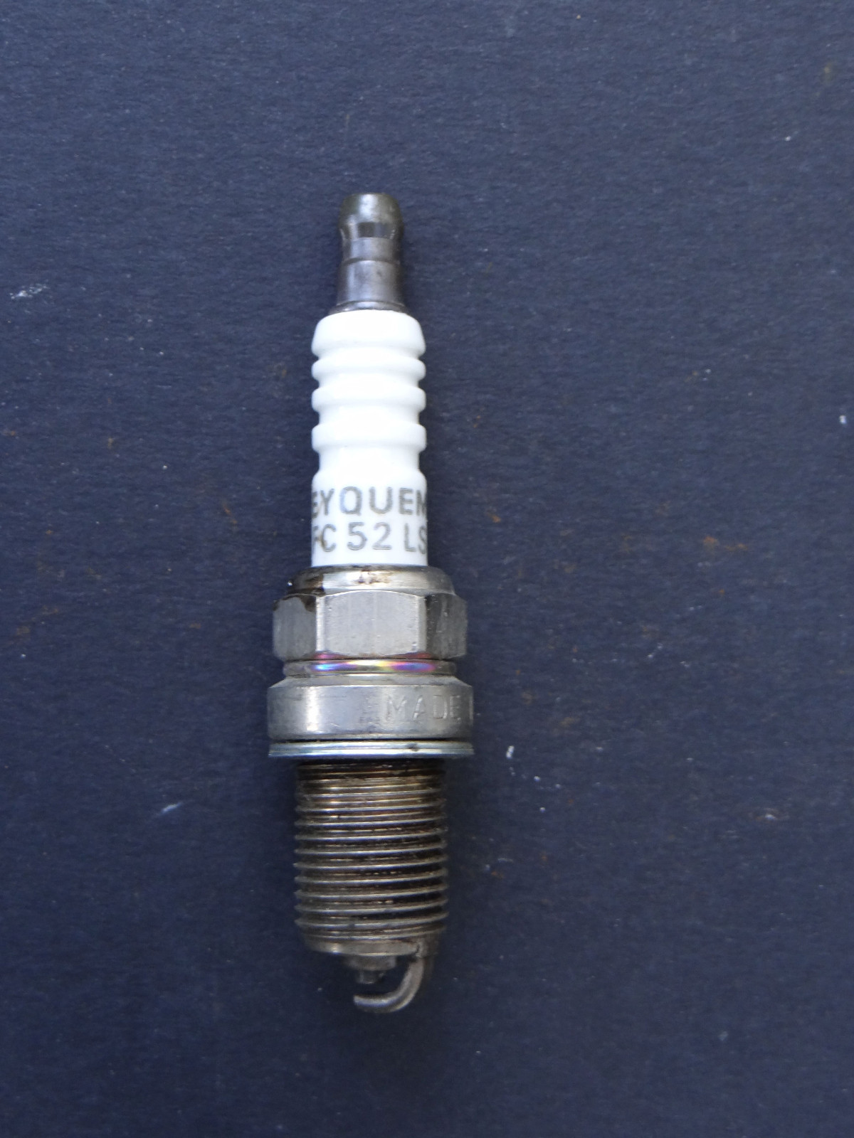 Antique EYQUEM FC 52 LS Candle Old Spark Plug Candle Spark Plug Tennpluggen