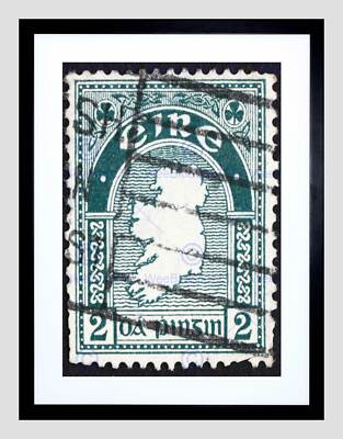 POSTAGE STAMP IRELAND VINTAGE MAP BLACK FRAME FRAMED ART PRINT PICTURE B12X8757
