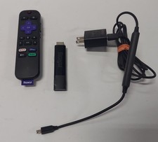 Dispositivo de transmisión Roku Streaming Stick 4K/HDR modelo 3810X con control remoto por voz Roku