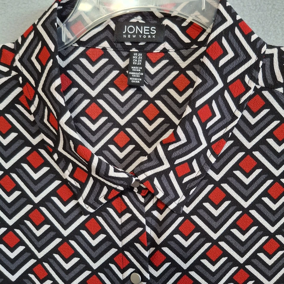 Camisa Jones New York Para Mujer 2X Abotonada Roja Gris Geométrica Elastizada Carrera Foto 4 de 4