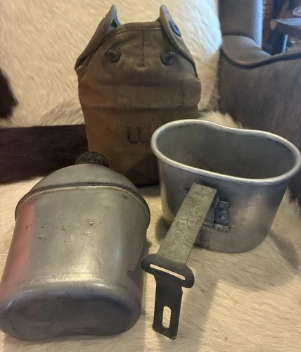 Original 1943 WW2 US Military Issue GP&F Co. Canteen, Cover, Cup Set (3)