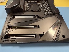 GIGABYTE Z490 AORUS XTREME motherboard LGA120...