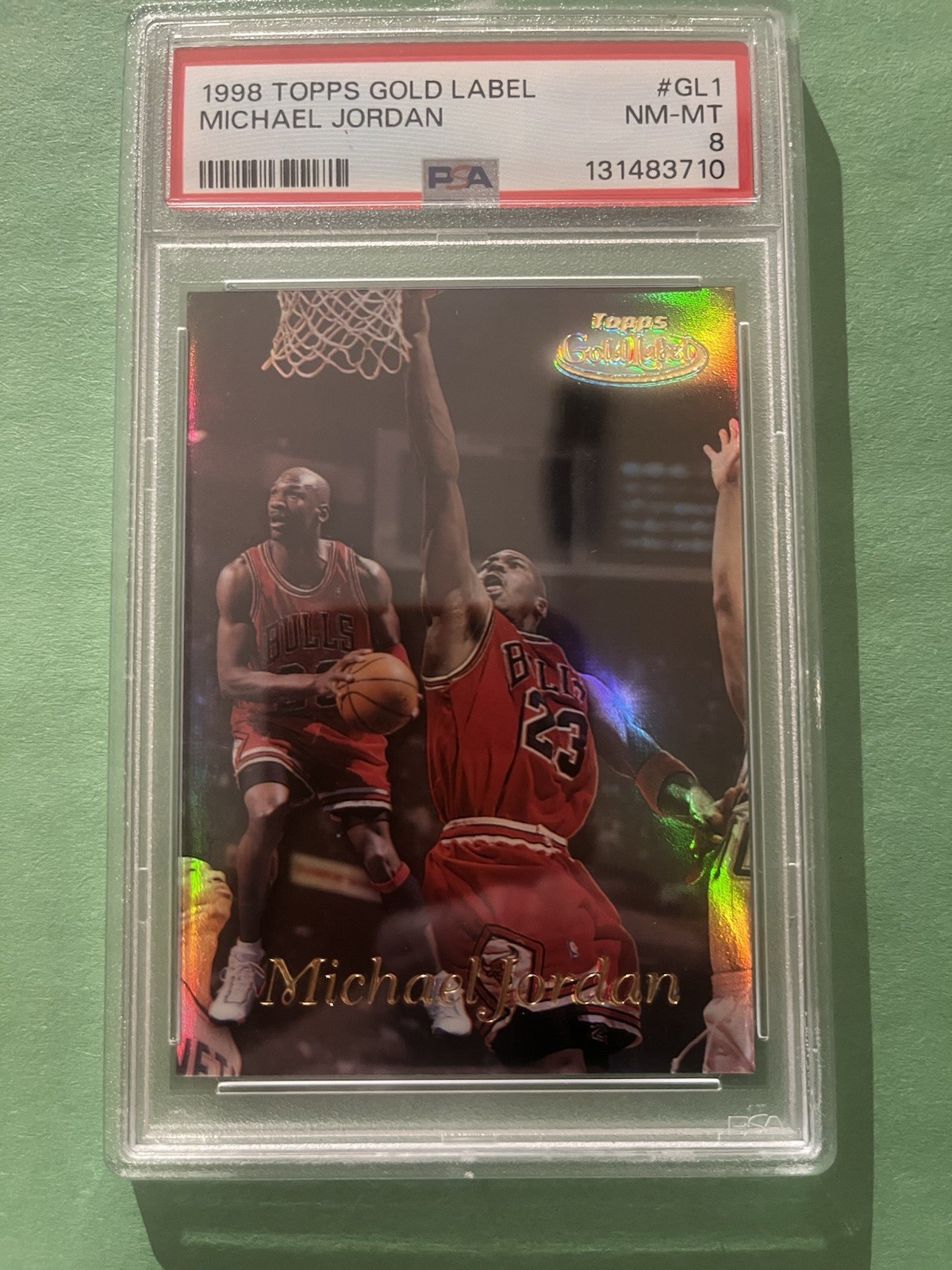 1998/99 TOPPS GOLD LABEL MICHAEL JORDAN #GL1 CHICAGO BULLS ( PSA 8 )