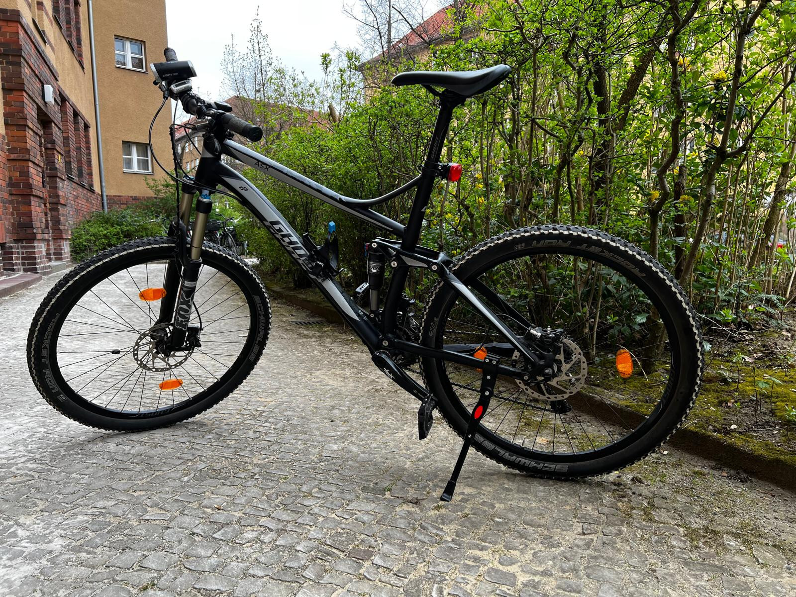 Bild 1 von 24