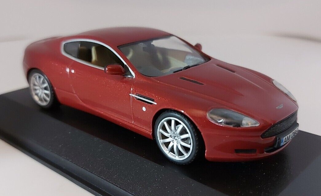 ミニチャンプス 1/43 Aston Martin V8 Vantage Minichamps 1/43 Aston Martin V8 Vantage 2005 Green | eBay