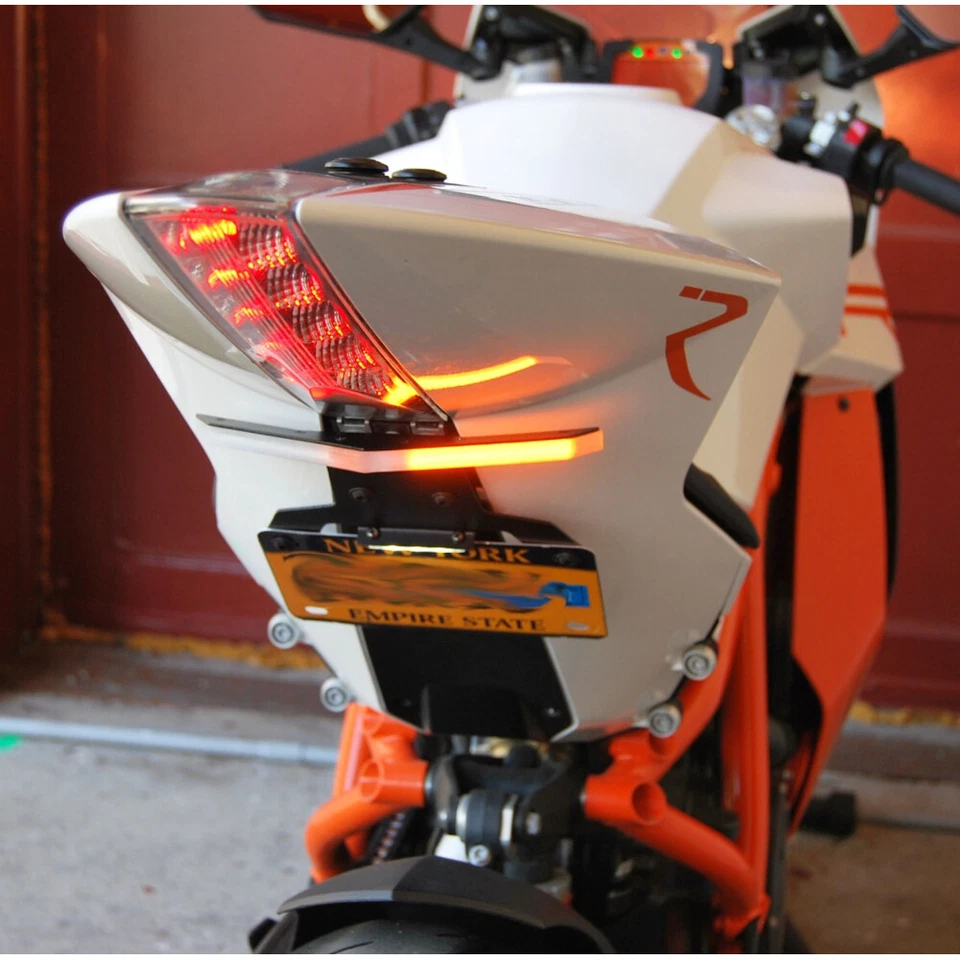 Nuevo eliminador de guardabarros Rage Cycles KTM RC8 Foto 2 de 3