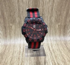 Luminox Series 3050/3950 43mm Quartz Mens Red/Black Dial Swiss Made Watch