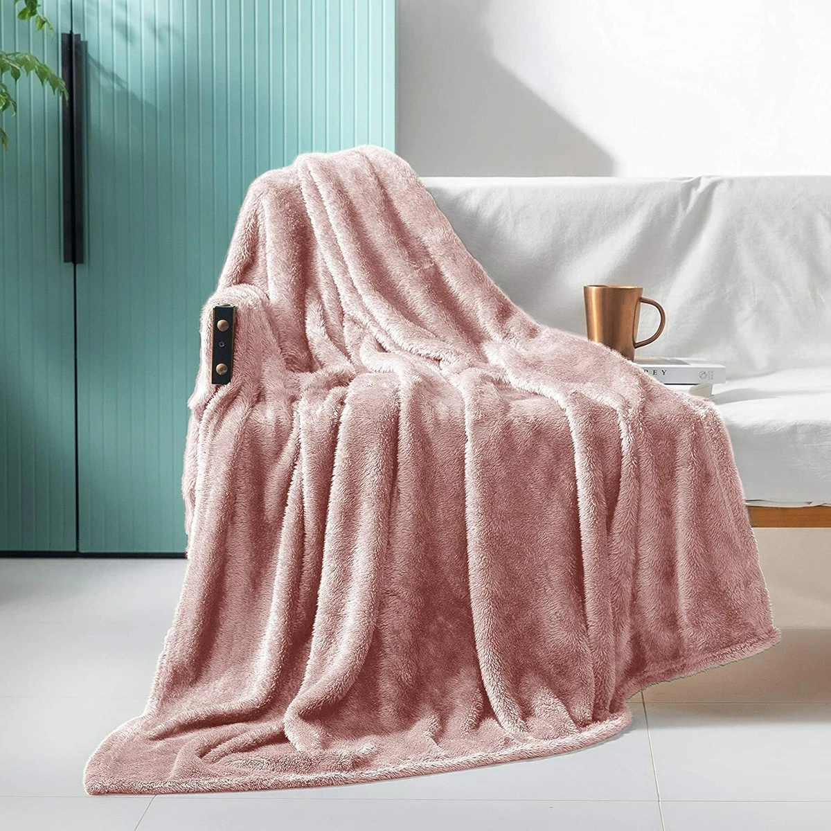 Exclusivo Mezcla Plush Fuzzy Large Fleece Throw Blanket 50