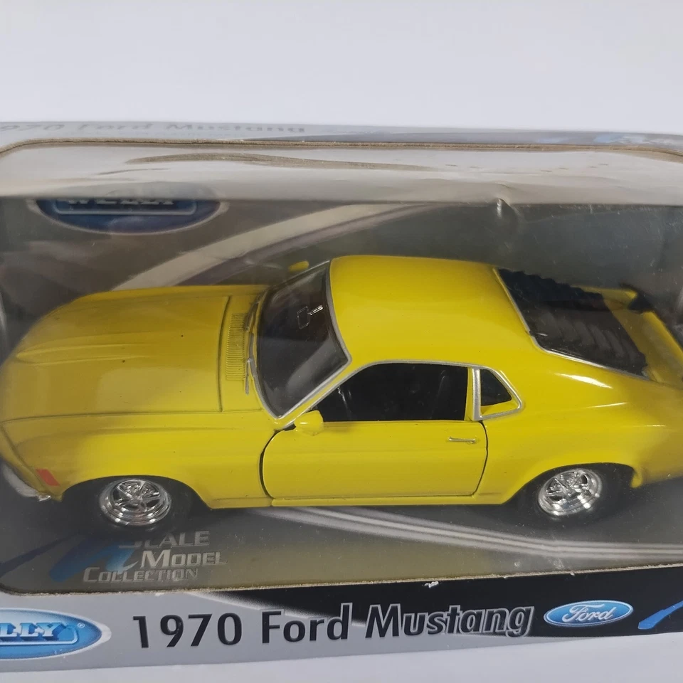 1970 Ford Mustang Yellow Welly 1:43 Diecast Sealed - Image 2 of 4
