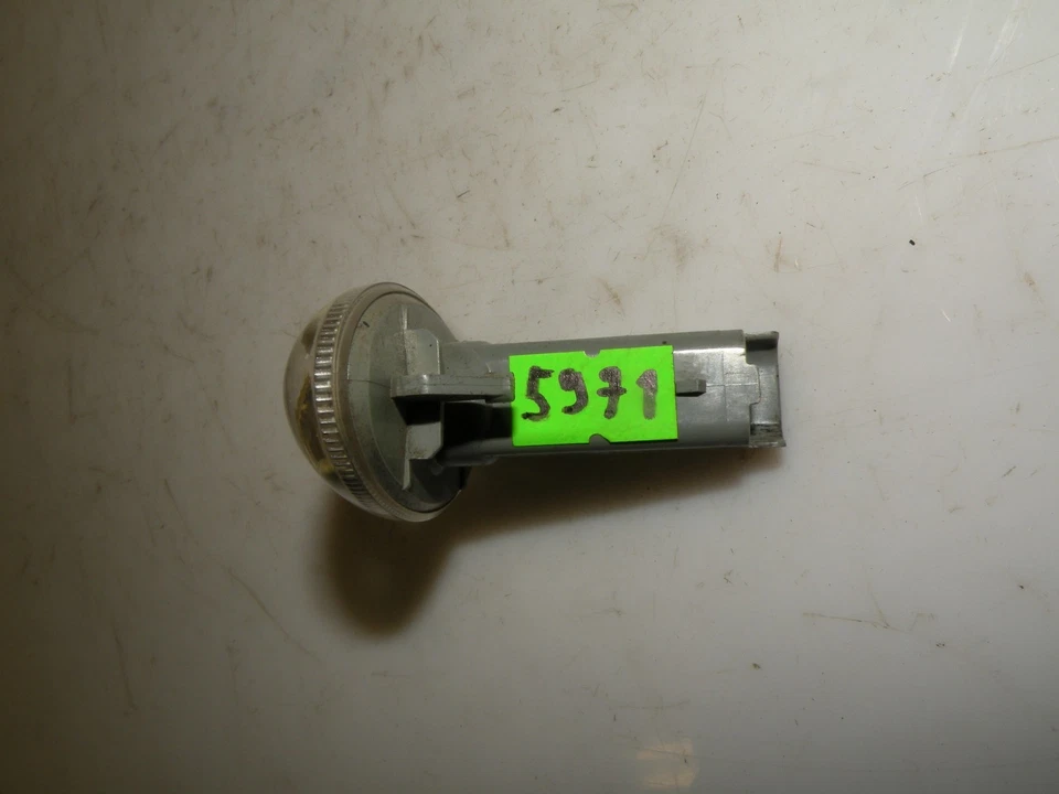 PEUGEOT 607 2005 FRONT LEFT RIGHT INDICATOR BLINKER TURN SIGNAL LIGHT OEM - Imagem 4 de 4