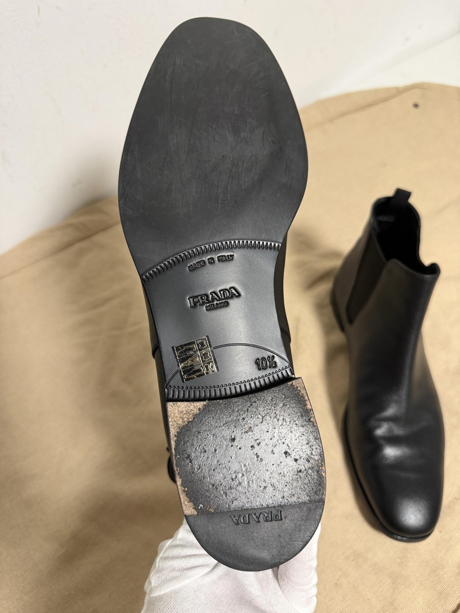 Prada Boots Mens Size 10.5 Black Leather Dress Chelsea Ankle  display picture 3