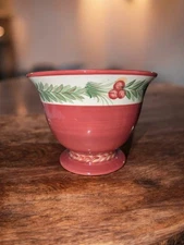 Southern Living at HOME Gail Pittman Footed Bowl • Holiday Berry Pedestal Compot