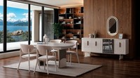 Elegantes Esszimmer Set Mit Tisch Und Gepolsterten StüHlen