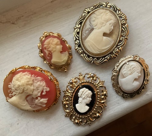 Vintage LOT CAMEO BROOCH PINS Carved Shell Signed Coro Acrylic Double Profile - Picture 2 of 8