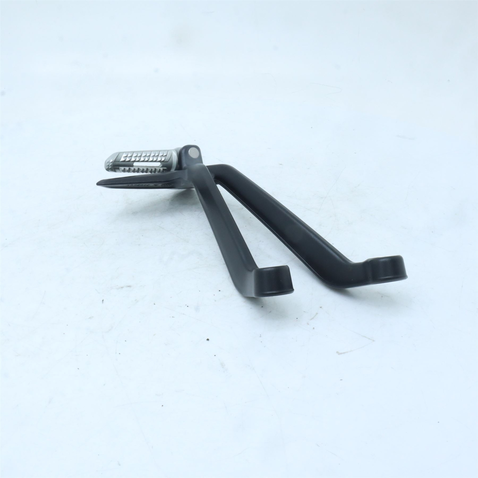 2020-2023 TRIUMPH STREET TRIPLE 765 R L/H Left Hand Rear Footrest  