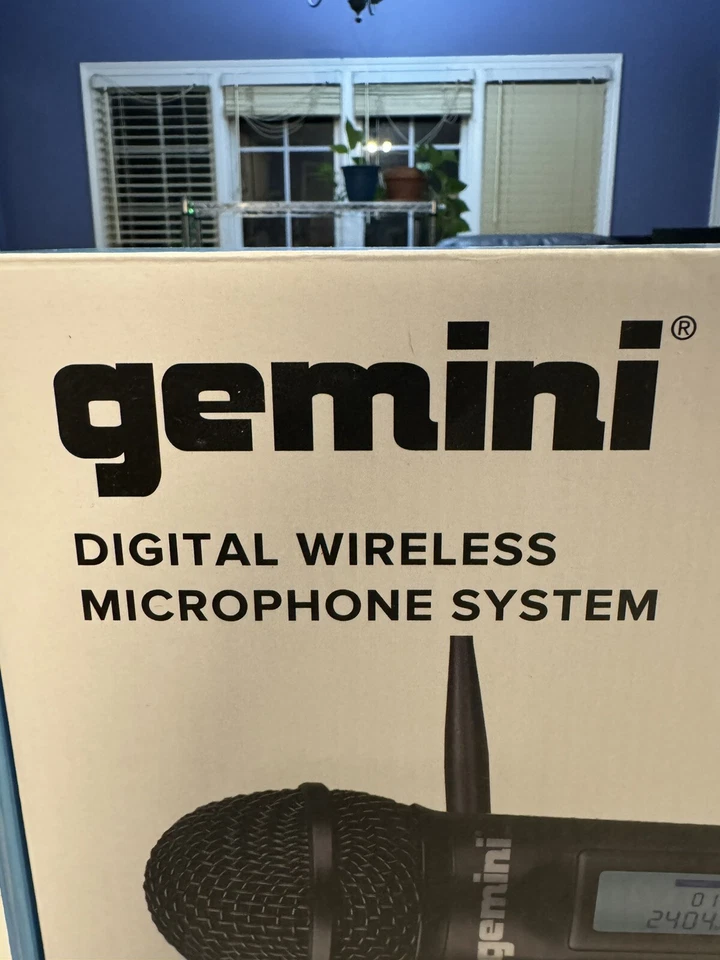 Gemini GDX-1000M Digital Wireless Microphone system - Image 4 of 4