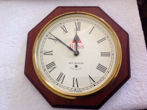 Vintage Bass Brewers Collectable Wooden Cased Home Bar Wall Clock MAN CAVE - Picture 9 of 12
